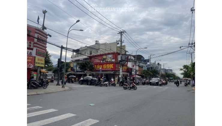 Bán Nhà Mặt Tiền Phan Văn Hớn Quận 12 - 300m² (10x30m) - Vị Trí Kinh Doanh Đắc Địa